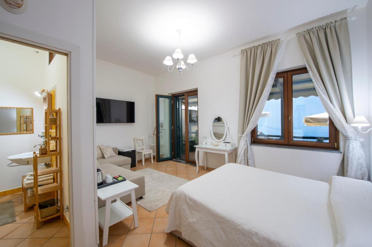Large Double Room Sea View