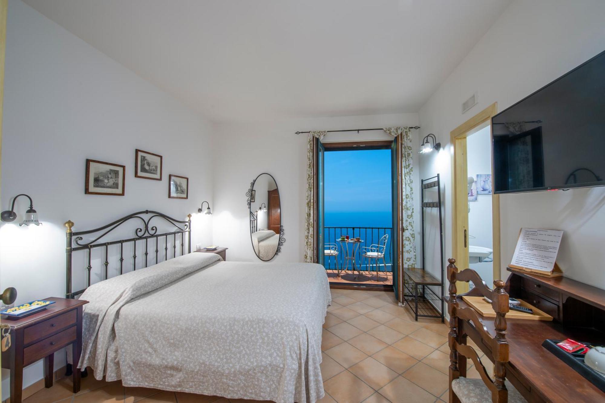 Superior Double Room Sea View