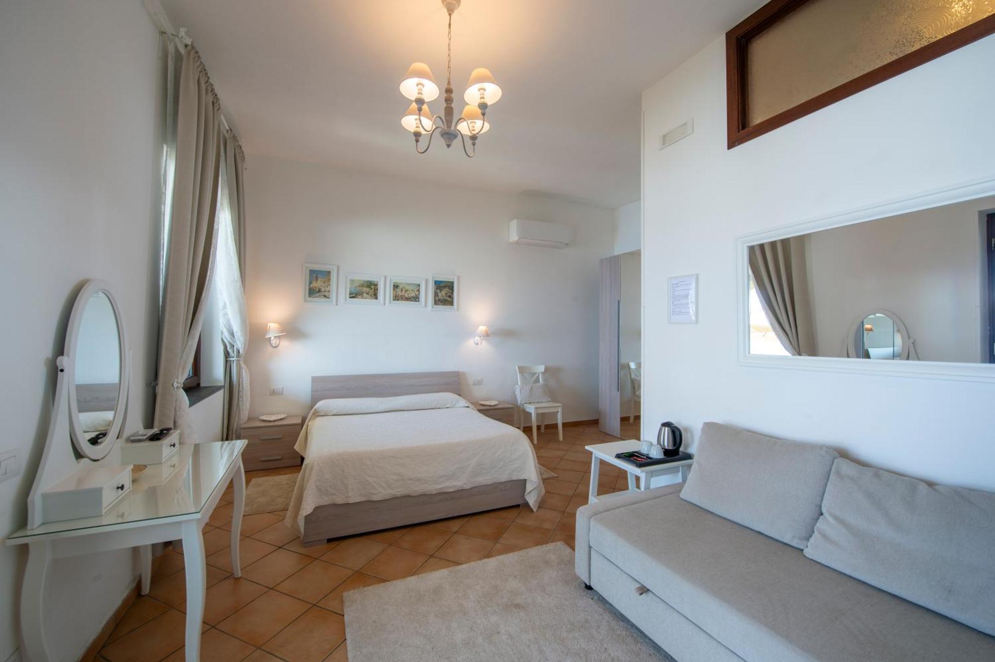 Large Double Room Sea View