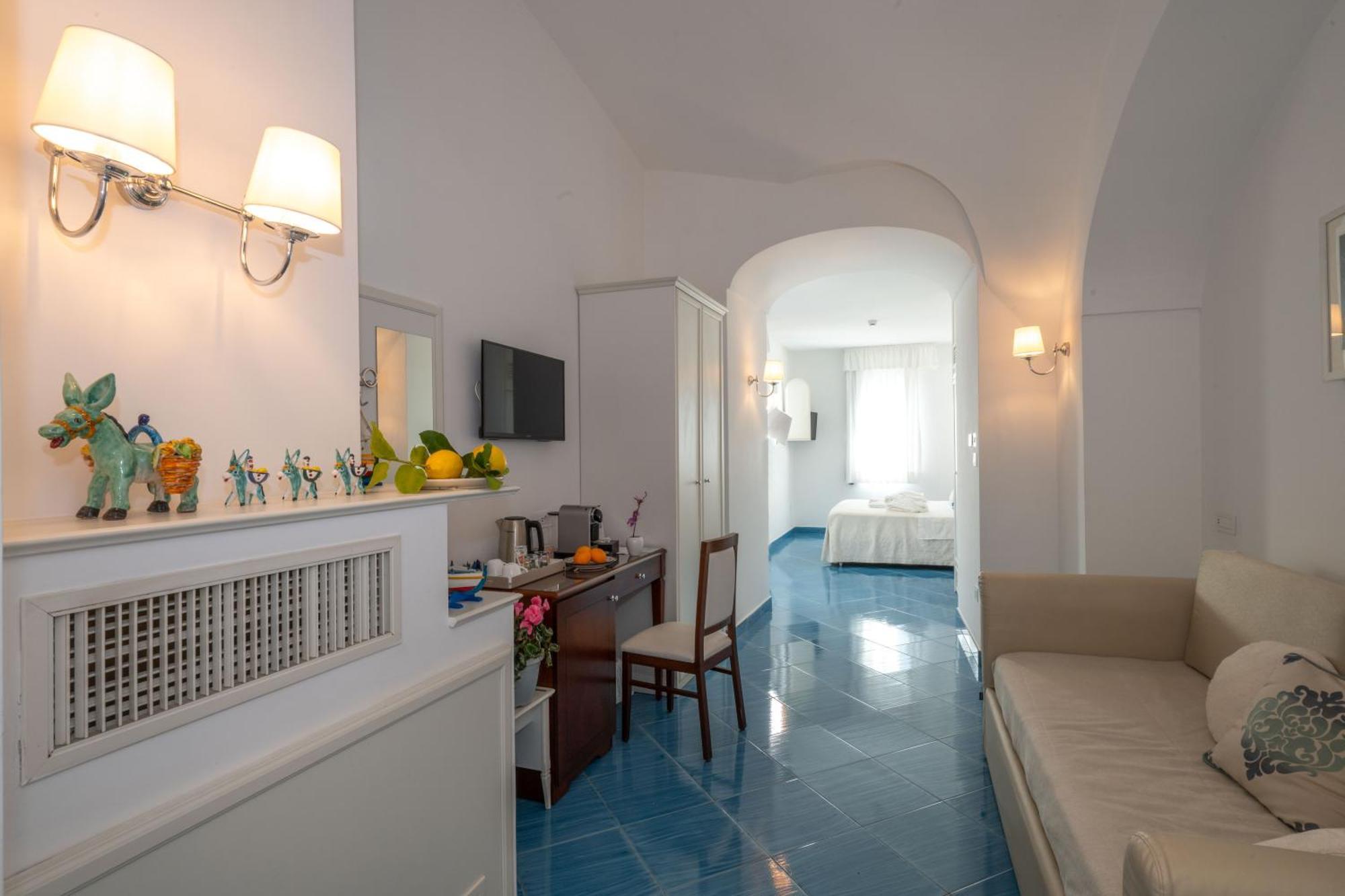 King Suite Sea View
