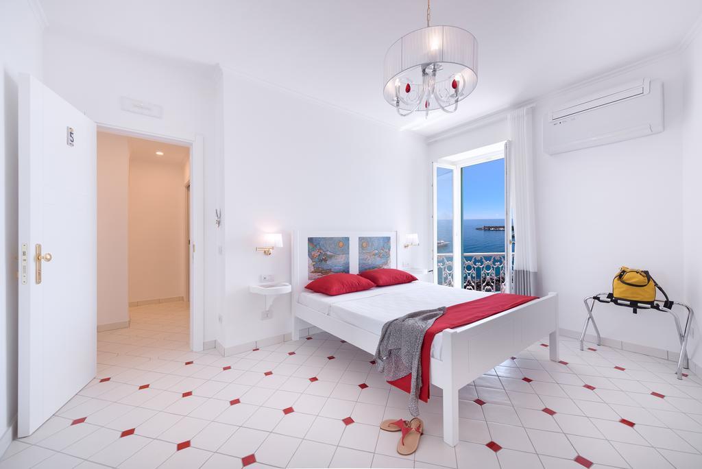 Queen Room Sea View